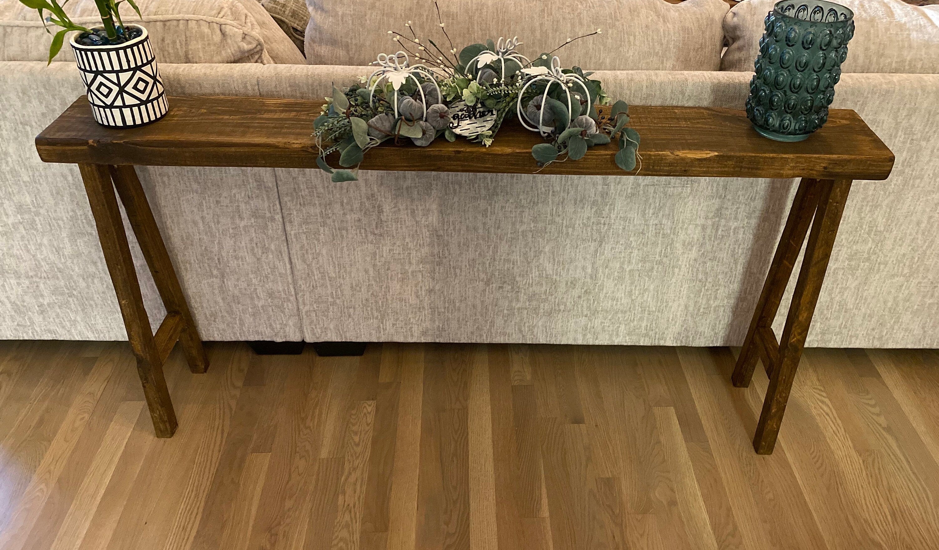 Rustic Farmhouse Barb Wood Entryway Console Table, Brown good